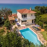 Lourdas By Villa Trapeza (Kefalonia)